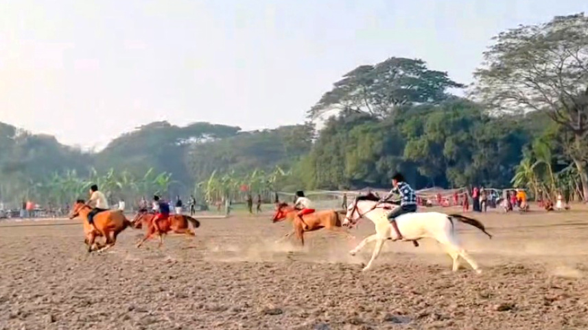 kishoreganj-horse-race-photo-11.jpg