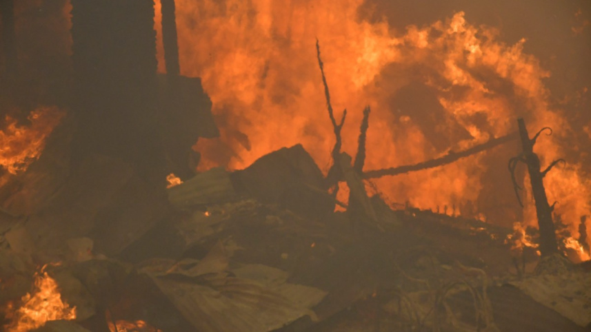 চিলিতে দাবানলে ১৯জন মারা গেছেন। ছবি: এএফপি