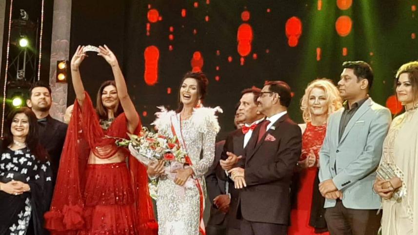 Miss Universe Shila-2.jpg