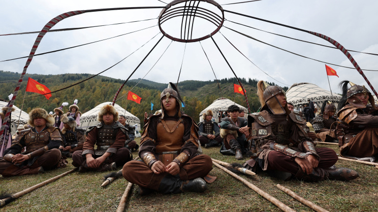 KYRGYZSTAN-NOMAD-GAMES