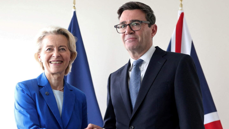 BURNHAM & URSULA