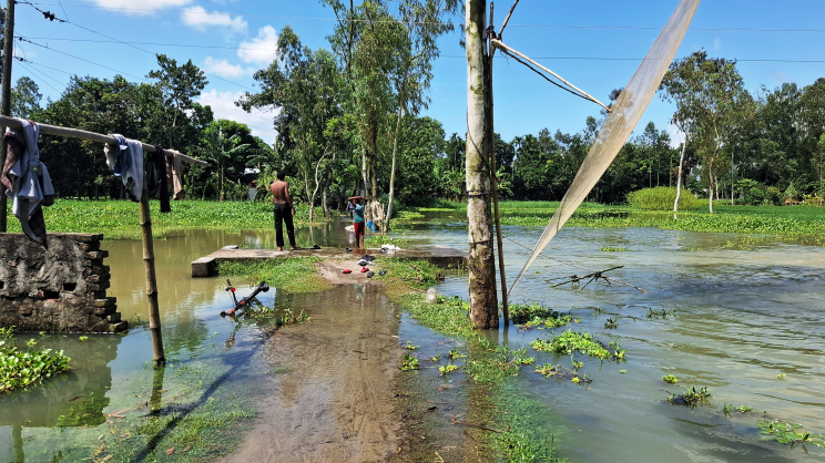 Lalmonirhat teesta water