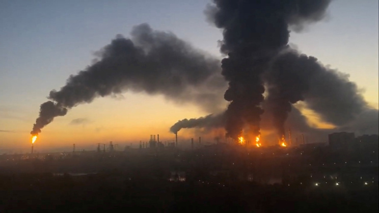 Smoke columns rise after strikes in an oil refinery in Moscow, Russia, September 20, 2026, in this screengrab from a video obtained from social media. Social Media/via REUTERS