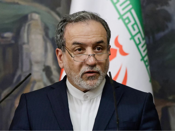 ইরানের পররাষ্ট্রমন্ত্রী আব্বাস আরাগচি। ছবি: রয়টার্স
