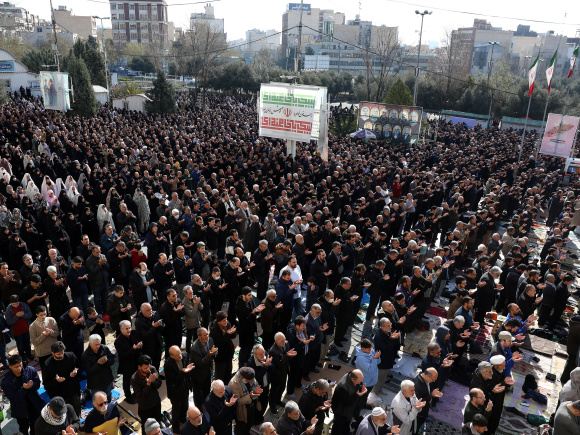 তেহরানে ঈদের নামাজ।