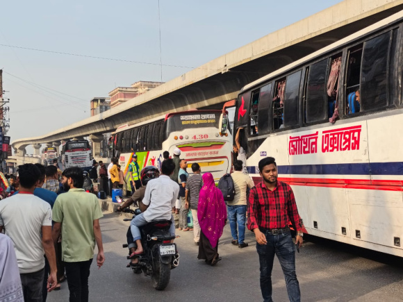 ঘরমুখো যাত্রী