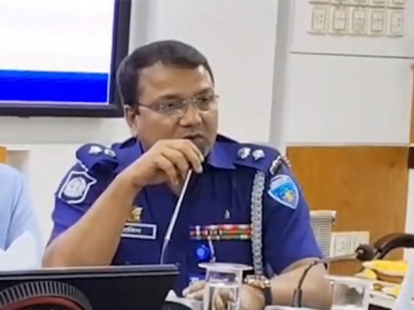 কুমিল্লা পুলিশ সুপার আনিসুজ্জামান