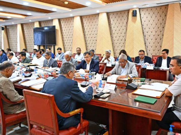 প্রধানমন্ত্রী তারেক রহমানের নেতৃত্বে মন্ত্রিসভার বৈঠক। ছবি: প্রধানমন্ত্রীর কার্যালয়