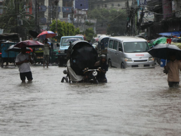 চট্টগ্রামে জলাবদ্ধতা