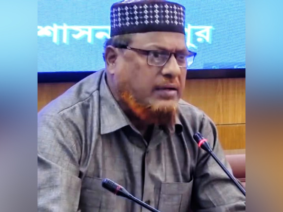 রংপুর জেলা আইনশৃঙ্খলা কমিটির সভায় বক্তব্য দিচ্ছেন এমপি মাহবুবুর রহমান। ছবি: ভিডিও থেকে নেওয়া