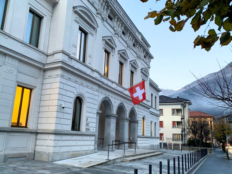  Name swiss bank