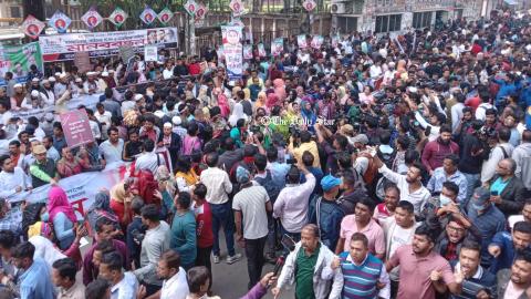 প্রেসক্লাবে বিএনপির মানববন্ধন