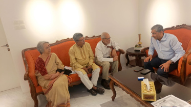 বাপা নেতাদের সঙ্গে সভায় পানিসম্পদ মন্ত্রী মো. শহীদউদ্দীন চৌধুরী এ্যানি ও প্রতিমন্ত্রী ফরহাদ হোসেন আজাদ। ছবি: সংগৃহীত 