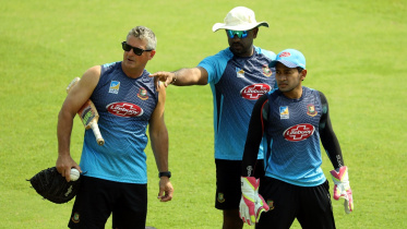 Steve Rhodes & Mushfiqur Rahim