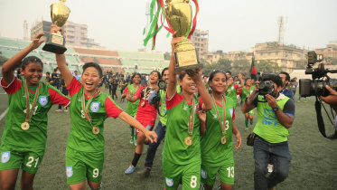 Bangladesh Girls Football.jpg