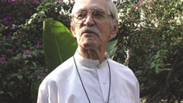 Father Richard William Timm CSC.jpg