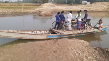 Lalmonirhat bridge dec 04 2020.jpg