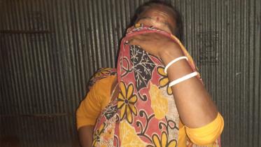 Lalmonirhat_Mother_Crying_1.jpg