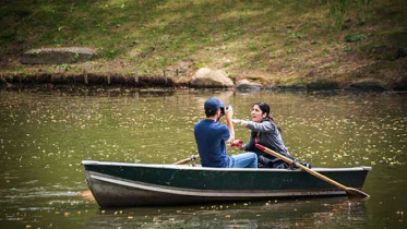 নৌকায় ভ্রমণ