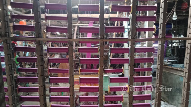 Pabna weaver photo-4.jpg