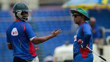 Tamim Iqbal-chandika hathurusingha