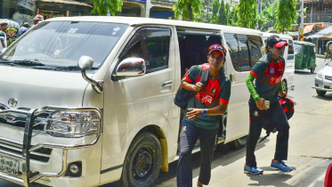 শীতাতপ নিয়ন্ত্রিত মাইক্রোবাস পেলেন বাংলাদেশের নারী ক্রিকেটাররা