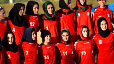 afghan_women_footballers.jpg