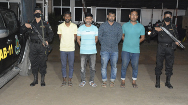 narayanganj_arrest_four_with_fake_taka_photo_1.jpg