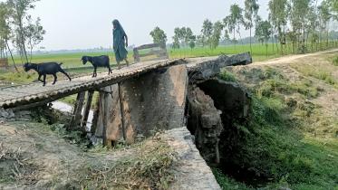 lalmonirhat_vulnerable_bridge-01.jpg