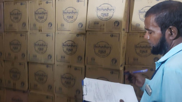 নোয়াখালীতে ২৩৫০ লিটার ভোজ্যতেল জব্দ