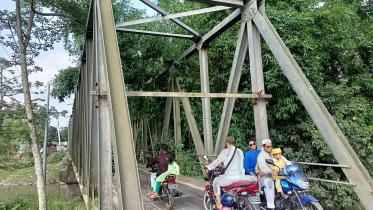 lalmonirhat_risky_bridge-02.jpg