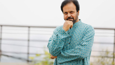 তারিক আনাম খান