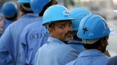worker at bahrain.jpg