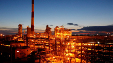 রাশিয়ার অন্যতম বৃহৎ তেল পরিশোধানাগার তানেকো রিফাইনারি কমপ্লেক্স। ফাইল ছবি: রয়টার্স