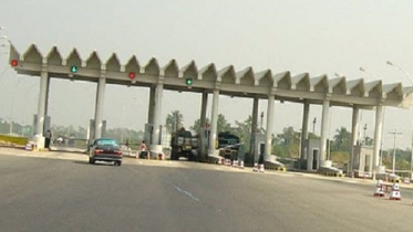 toll plaza.jpg
