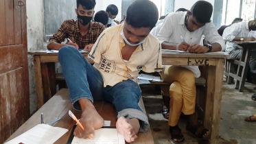 মানিক রহমান