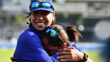 Jhulan Goswami & Harmanpreet Kaur