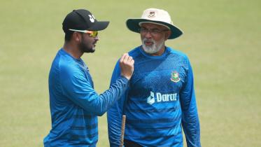 Shakib Al Hasan & Chandika Hathurusingha