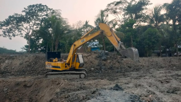 পটুয়াখালীর ১৮ কি.মি. বেড়িবাঁধ ঝুঁকিপূর্ণ, ১০ কি.মি. অধিক ঝুঁকিপূর্ণ: পাউবো