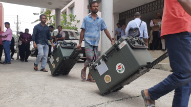 খুলনা সিটি নির্বাচন: ভোটকেন্দ্রে পাঠানো হচ্ছে ইভিএম 