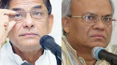 মির্জা ফখরুল ইসলাম আলমগীর ও রুহুল কবির রিজভী। ছবি: সংগৃহীত