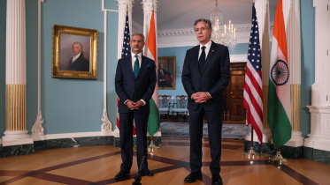 বৈঠকের আগে ভারতের পররাষ্ট্রমন্ত্রী এস জয়শঙ্কর ও মার্কিন পররাষ্ট্রমন্ত্রী অ্যান্টনি ব্লিঙ্কেন। ছবি: রয়টার্স