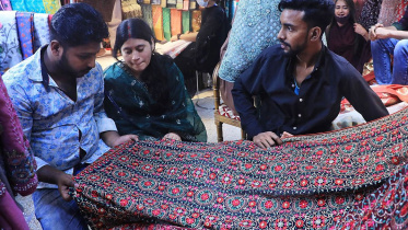 পূজার কেনাকাটা.jpg