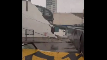 বাহিয়া ব্লাঙ্কার স্পোর্টস ক্লাবের ছাদ ধসে পড়লে মারা যান ১৩ জন। ছবি: এক্সে পোস্ট করা ভিডিও থেকে স্ক্রিণশট/এনডিটিভি