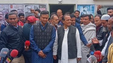 শামীম হকের সঙ্গে সাকিব.jpg