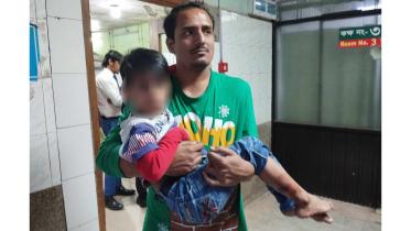 হাজারীবাগে ককটেল বিস্ফোরণ