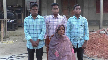 মায়ের চেষ্টায় মেডিকেলে পড়ার স্বপ্ন পূরণ হলো বগুড়ার যমজ ৩ ভাইয়ের