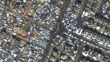 স্যাটেলাইট মানচিত্রে রাফাহ অঞ্চল। ছবিতে এ শহরে আশ্রয় নেওয়া অসংখ্য বাস্তুচ্যুত ফিলিস্তিনিদের দেখা যাচ্ছে। ছবি: এএফপি