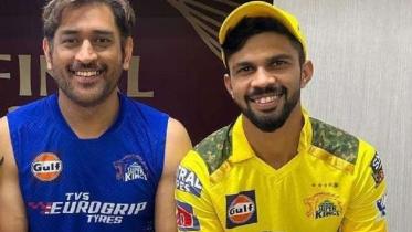 ms dhoni and ruturaj gaikwad
