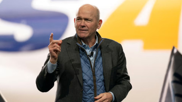 boeing_ceo_dave_calhoun.jpg